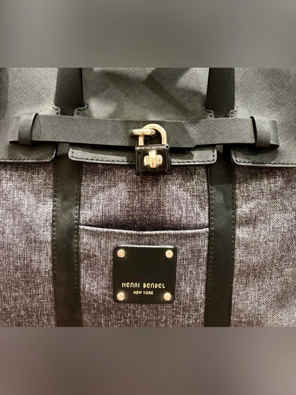 EUC!! HENRI BENDEL Jetsetter Convertible Backpack in Dark Gray & Black Leather